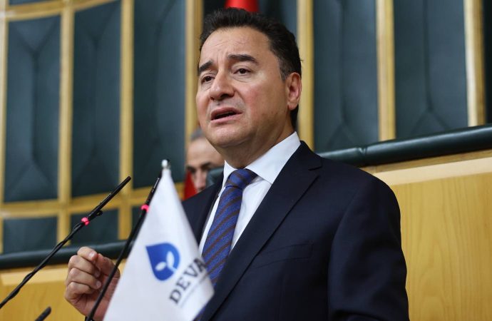 Ali Babacan’dan CHP’ye rest