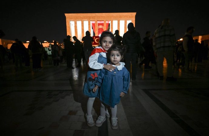 Anıtkabir’de ziyaretçi rekoru