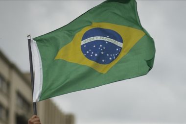 Amazon yerlileri haklarını savunmak için BM İklim Zirvesi’ni bastı