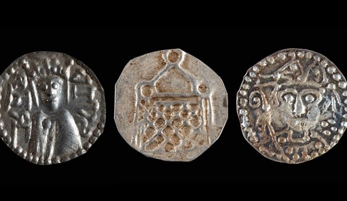 Solucan arayan balıkçı 900 yıllık hazine buldu