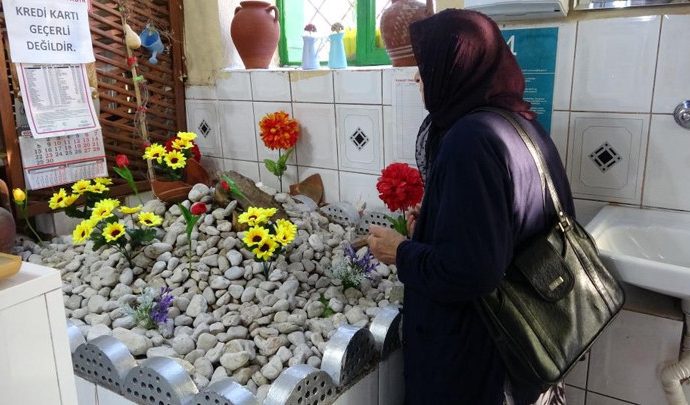 ‘Ayırt Dede’: Pide salonumuz yatırlıdır