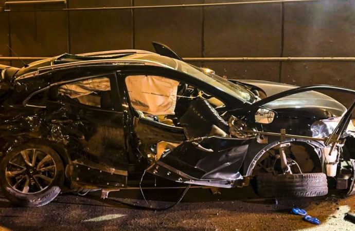 Kontrolden çıkan cip kamyonetle çarpıştı: İki kişi olay yerinde can verdi