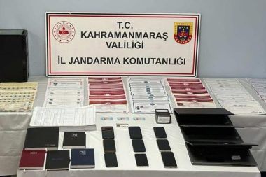 366 sahte resmi belge bulundu: Yedi tutuklama