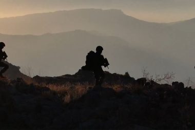 İki asker eğitim sırasında şehit olmuştu: İkisi komutan dört asker ordudan atıldı