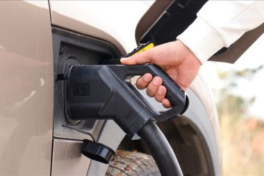 Trafiğe kayıtlı elektrikli otomobil sayısı 330 bini geçti