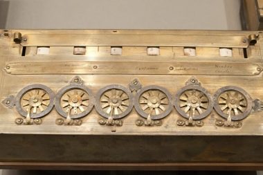 Fransa, Pascal’ın ‘tarihi hesap makinesi’nin yurt dışına satışını yasakladı