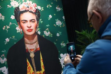 Frida Kahlo’nun otoportresi 54,7 milyon dolara satıldı