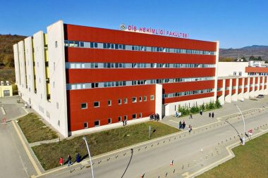 Bir zehirlenme vakası da Bolu’da: 14 öğrenci hastanelik oldu