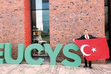 Liseli Can kimyada dünya birincisi