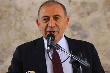 Kayyım Tekin arkasına yargıyı aldı: Televizyona çıkmak için mahkemeye başvurmuş