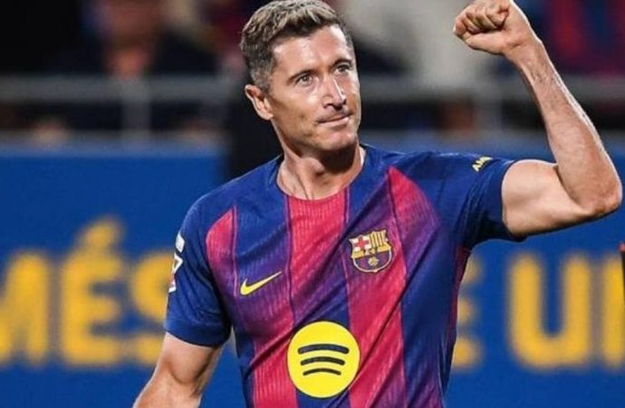 İddia: Lewandowski Fenerbahçe’den uzun sözleşme istedi