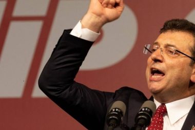İmamoğlu’ndan ‘iktidara yürüyüş’ mesajı