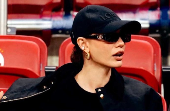 Tribünlerin yeni gözdesi: Demet Özdemir