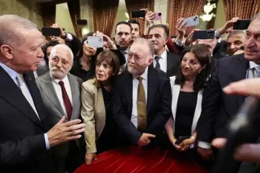 DEM Partili Bakırhan: CHP’den beklentimiz büyük