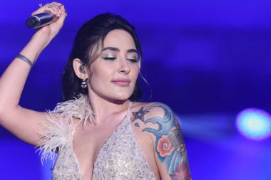 Melek Mosso’dan aşk itirafı: Kapım her şeye açık