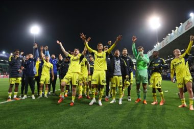 Fenerbahçe küllerinden doğdu, 2-0 mağlubiyetten 5-2 galibiyete ulaştı