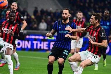 Hakan Çalhanoğlu penaltı kaçırdı, Milan kazandı