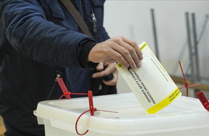 Bosna Hersek’te Dodik’in halefi Sinisa Karan oldu