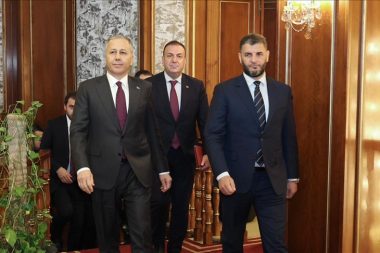 Yerlikaya Libya’da: Başbakan Dibeybe ve İçişleri Bakanı Trablusi ile görüştü