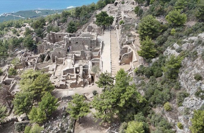 ‘Geleceğe Miras Projesi’yle hızlanan kazılarla Syedra’nın yüzde 25’i gün yüzüne çıkarıldı