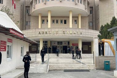 Şanlıurfa Adliyesi’nde patlama: Zabıt katibi yaralandı