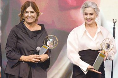 Ödül gecesinde Uzak Şehir fırtınası