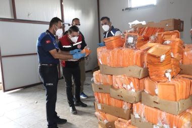 25 ton bozuk tavuk ürünü bulundu: İki işletme mühürlendi