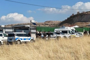 Miras kavgası: Polis, kayınvalidesini öldürüp kendini vurdu