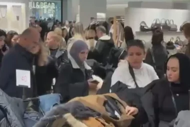 İstanbul’da ‘Black Friday’ yoğunluğu