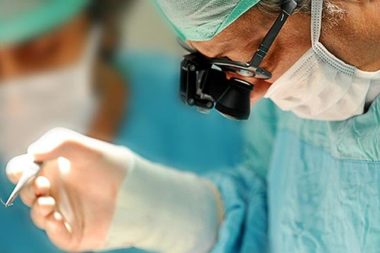 Ameliyathanede yangın paniği