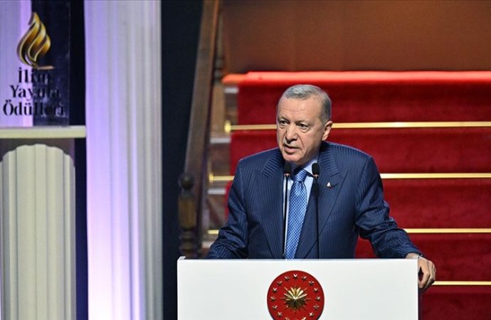 Erdoğan: Terörsüz Türkiye süreci kararlılığımız tam