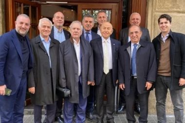 Nihat Özdemir Fenerbahçelileri Barselona’da topladı: Aziz Yıldırım da oradaydı