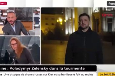 Zelenski konuşurken bomba alarmı: Kanal binası boşaltıldı