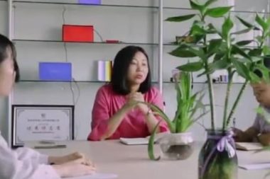 Kaybolan kız çocuğu milyoner döndü: 43 yıl sonra ailesine kavuştu