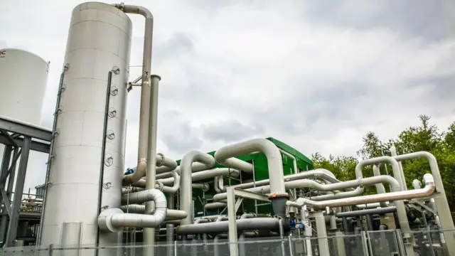 Elektrik depolamanın yeni bir yolu: Havayı sıvılaştırmak