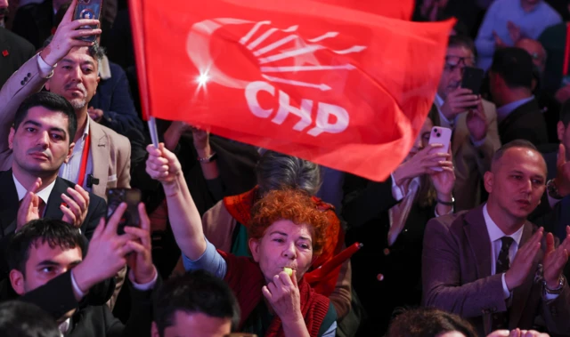 CHP’de yeni yönetim: Özel’in listesinde hangi sürpriz isimler var?