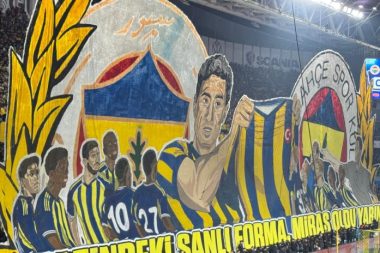 İki başkanın yan yana sevinç sahnesi ve Fener stadında bir açılış devrimi