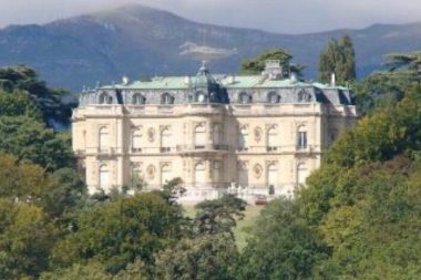 Dünyanın en zengin ailesinde gelin kaynana savaşı