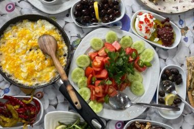 Kösedere’nin “Köy Kokusu” ve “Mavi Boncuk”u: Bir Gastronomi Köyünün Doğuşu