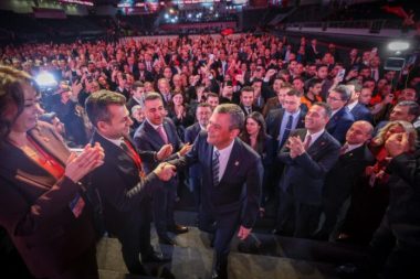 CHP’nin yargı zoruyla merkez partisi yapılma süreci