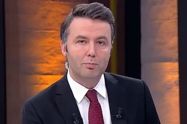 Mehmet Akif Ersoy neden tutuklu?