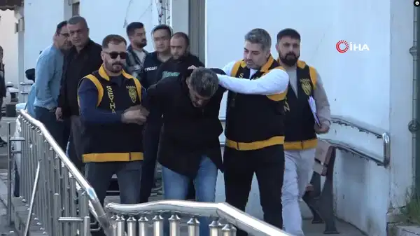 36 yıl hapisle aranıyordu, yakalandı: Sahte kimlikle 7 kitap yayınlamış, konferans bile düzenlemiş