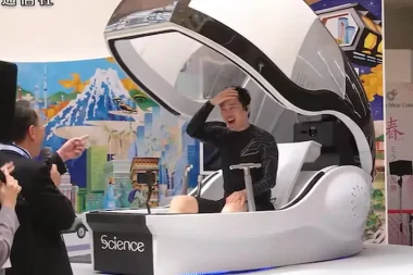 Geleceğin banyosu tanıtıldı: ‘İnsan yıkama makinesi’ satışa çıktı