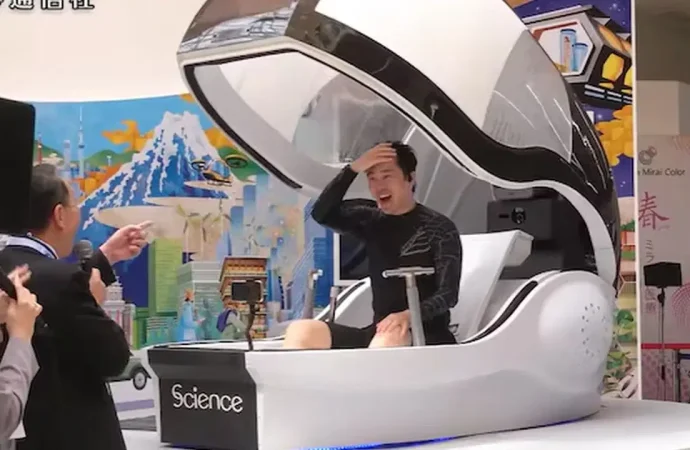 Geleceğin banyosu tanıtıldı: ‘İnsan yıkama makinesi’ satışa çıktı