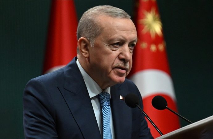Erdoğan: Hassas bir süreç yürütüyoruz