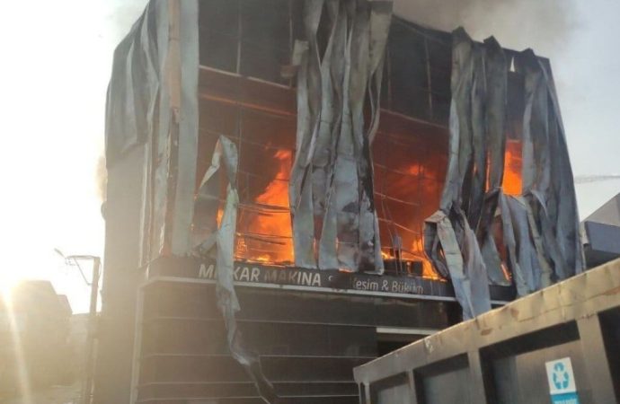 Dilovası faciası: 12 işçi yangının olduğu gün kayıtlara girdi
