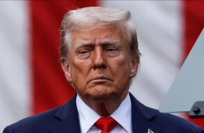 Trump’tan Honduras’a: Devlet başkanı seçiminde oy sayımını durdurmayın