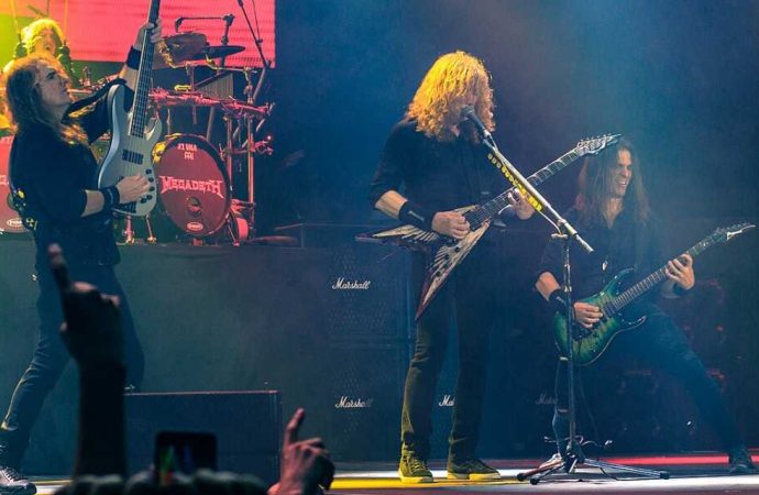 50 milyonu aşkın albüm satan efsane grup Türkiye’ye geliyor