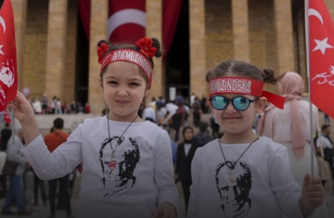 Tekstil firmasına Atatürk portresi davası