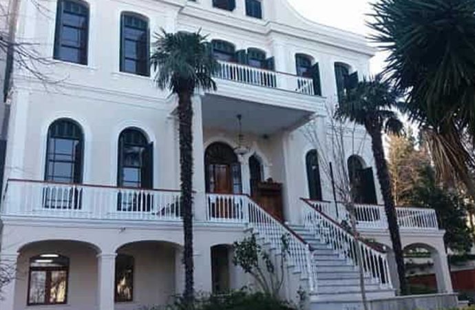 Adalar adli emaneti de soyuldu: Zabıt katibi tutuklandı